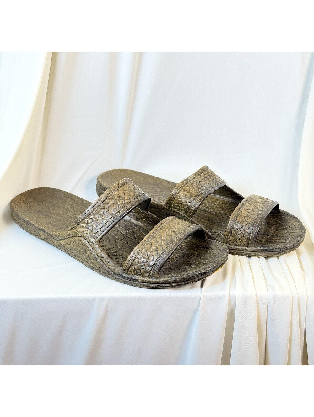 Pali Hawaii Sandals Women 11 Brown Rubber Reptile Textured Slip Ons 2 Str